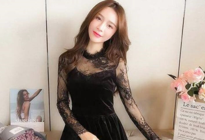 黑色蕾 丝长 裙 子良家美少 妇  接 客了 世俗了