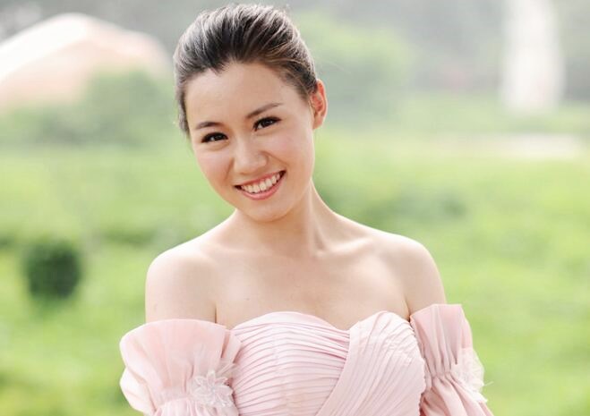 家里的女  王在外面被 人调 教成骚 妻发 情小母 狗